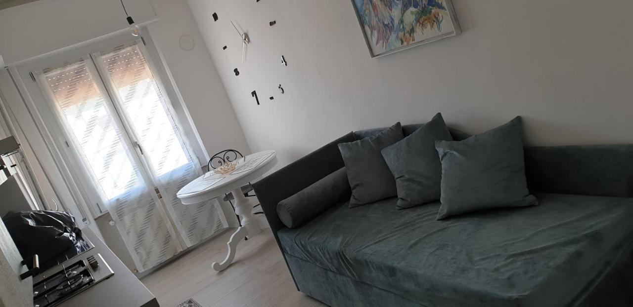 Ferienwohnung Rosy'S Flat La Spezia Exterior foto